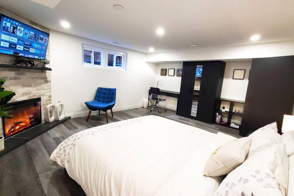 Renovated Guest Suite Near The Lake & High Park In Toronto! Exterior photo